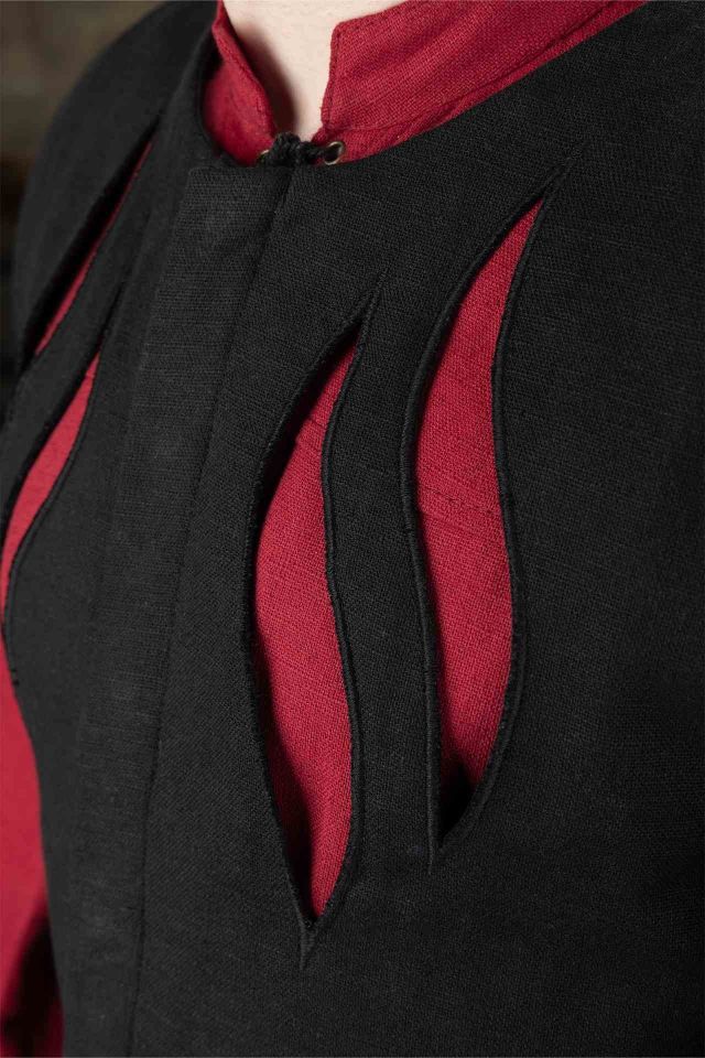 Warhammer Armoury Imperial Doublet Type B Black 3