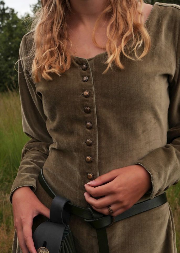 Velvet cotehardie green 3