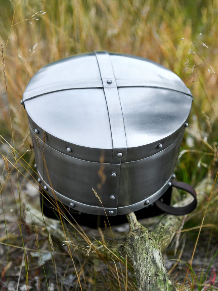 Crusader helmet 3