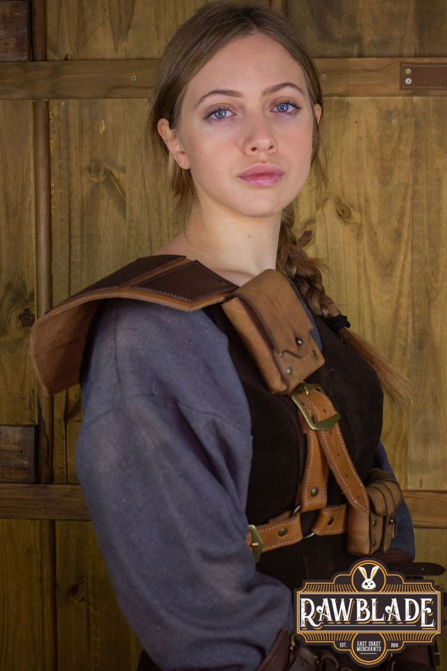 Rogue leather harness with pockets 3
