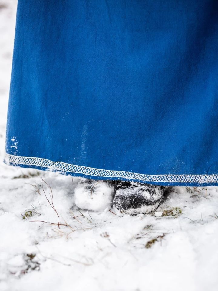 Viking dress Brigida blue 3