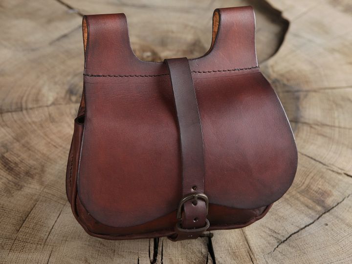 small kidney bag brown 3