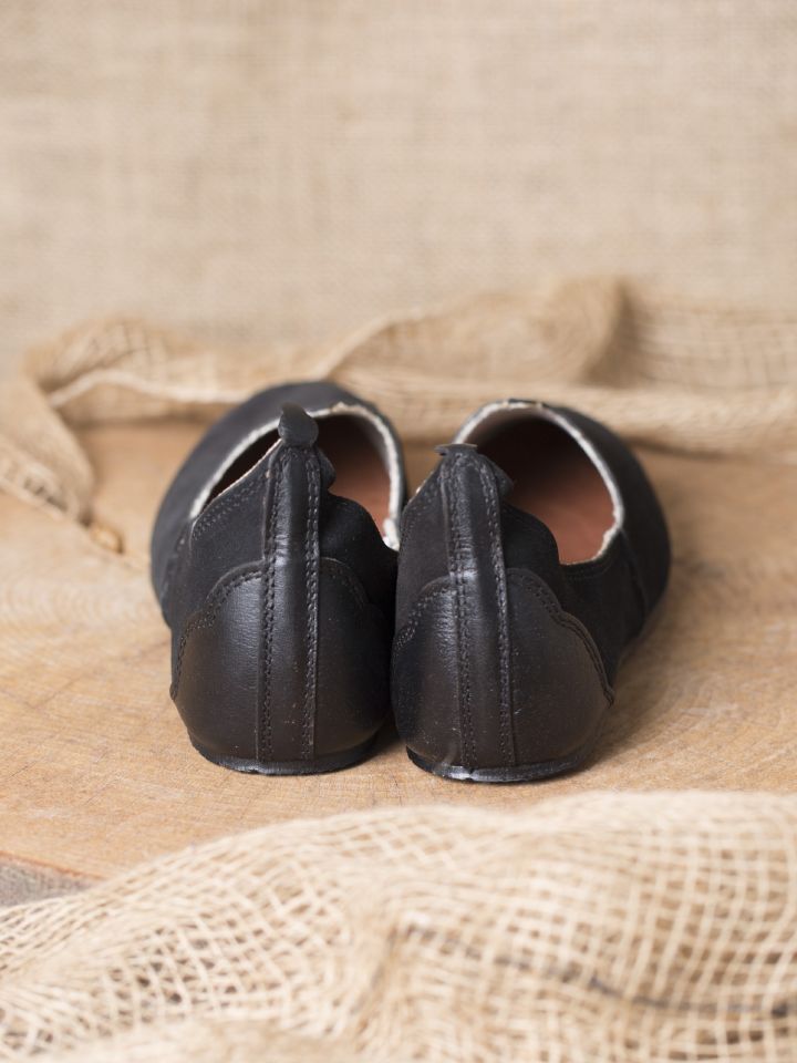Medieval shoes Johanna black 3
