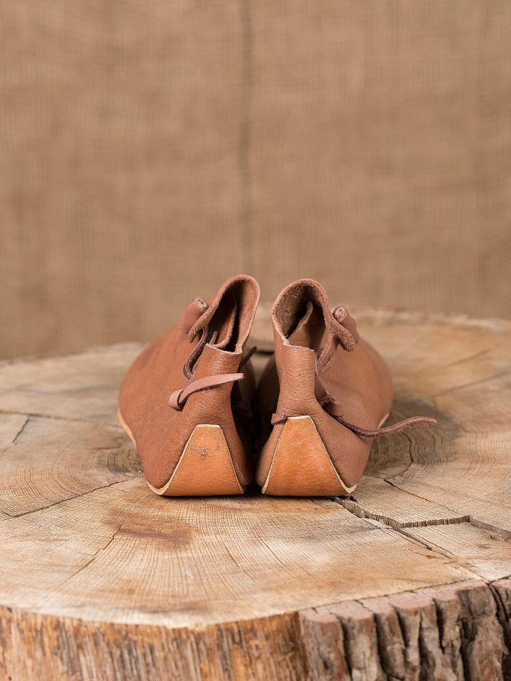 Reversible shoes with toggle buttons 46 3