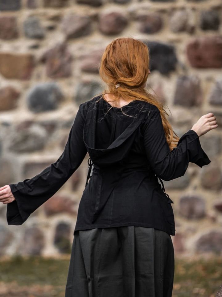 Blouse with pointed hood black 3