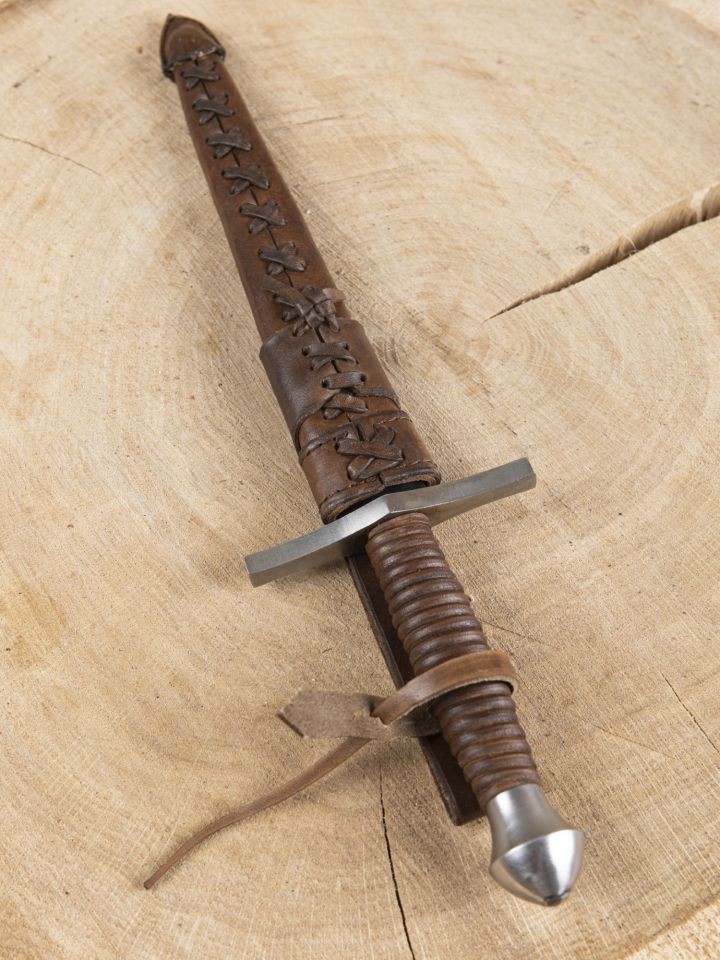 Dagger with pear pommel 3