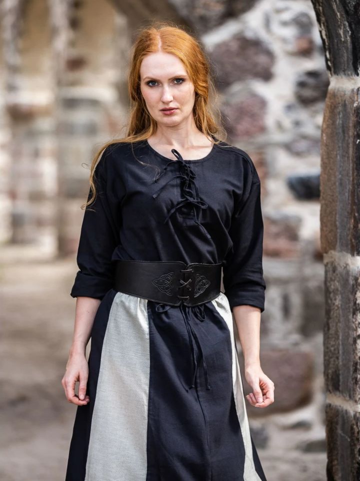 Alana corset belt with Celtic embossing black 110 cm  3