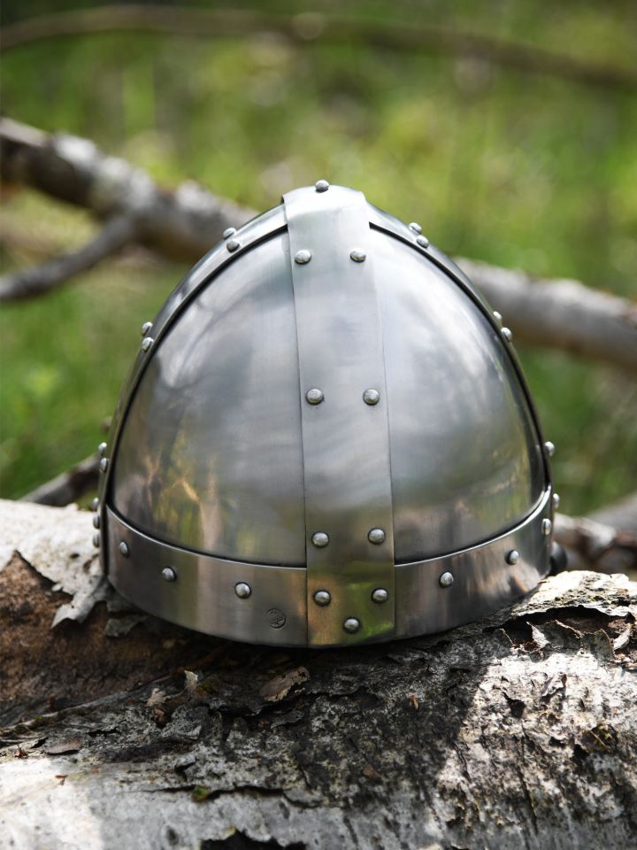 Rivited plate helmet 3