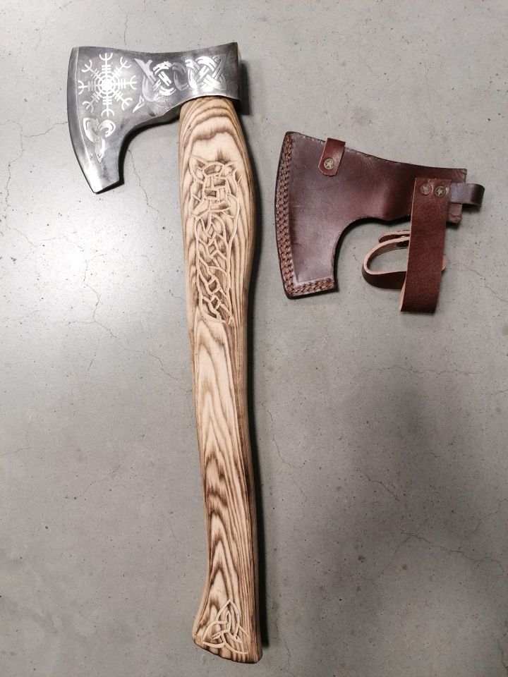 Viking axe Vegvisir with carvings 3