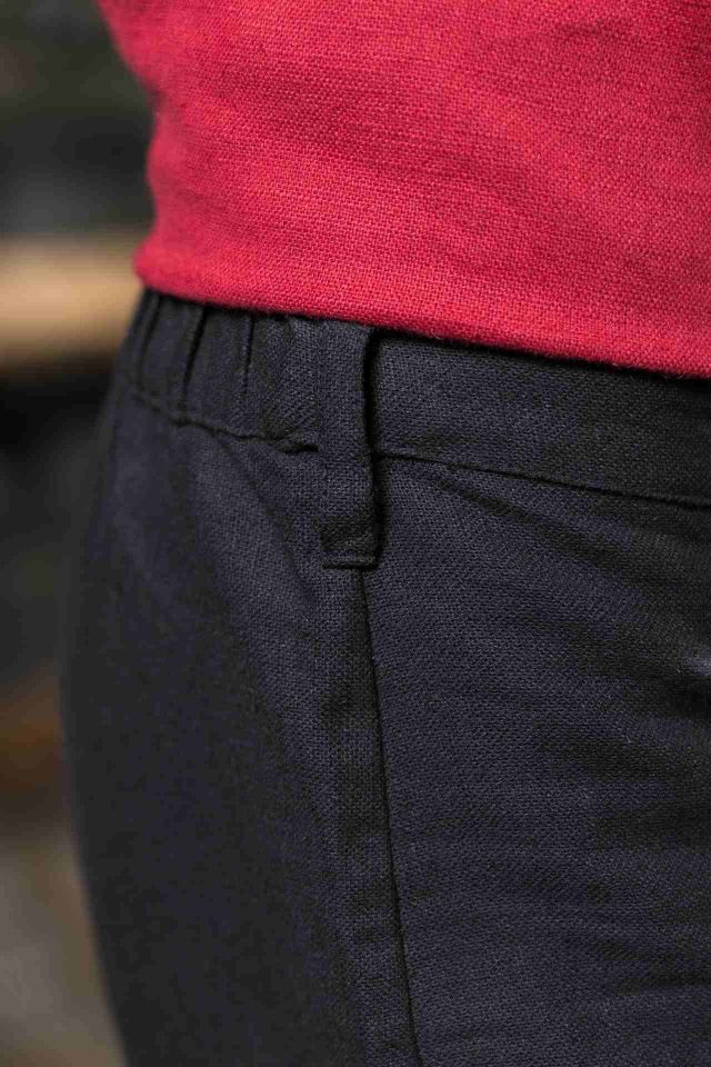 Warhammer Armoury Imperial Trousers Type C black 4