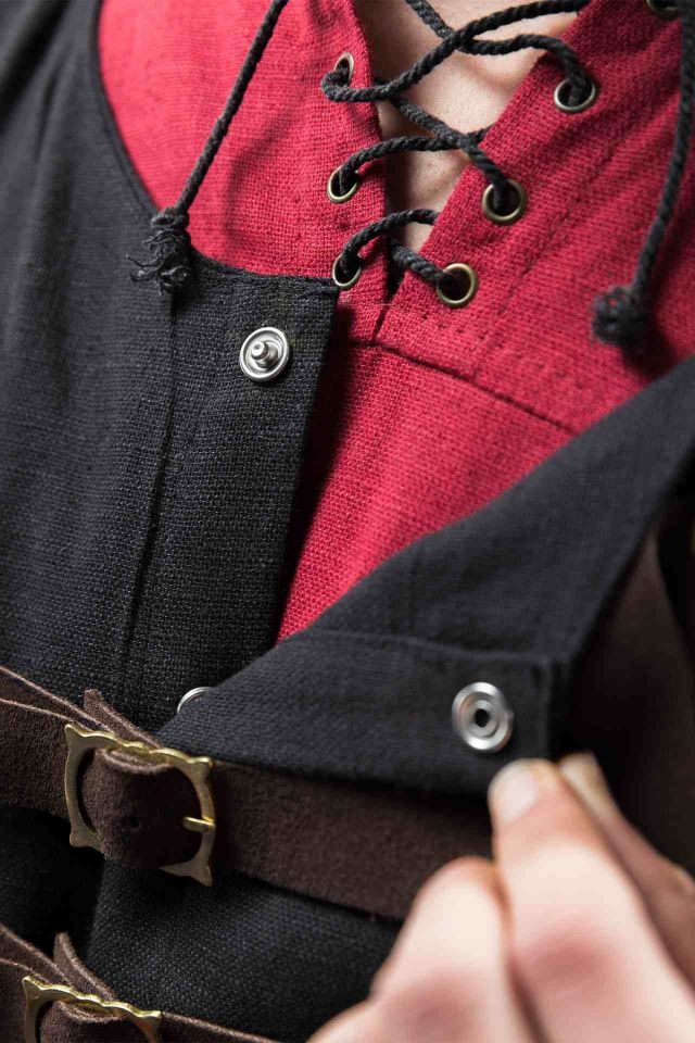 Warhammer Armoury Imperial Doublet Type A black 4