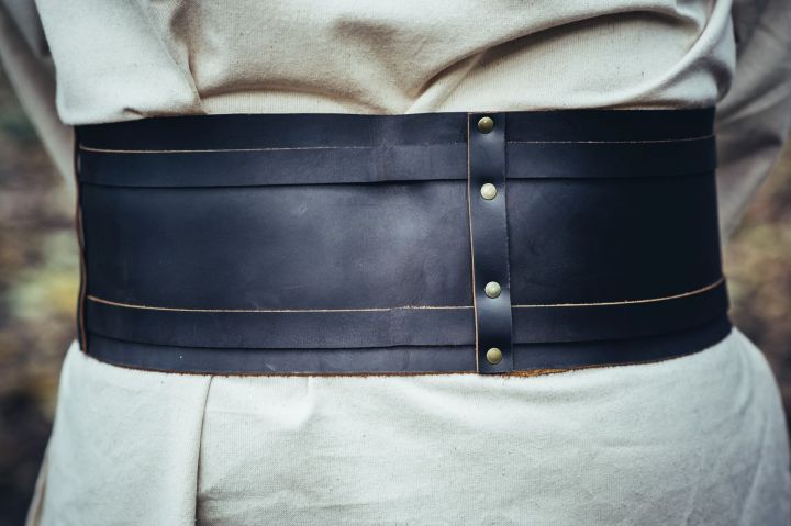 Brown leather Viking belt 4