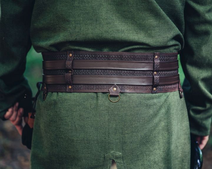 Viking belt with dark brown embossing 4
