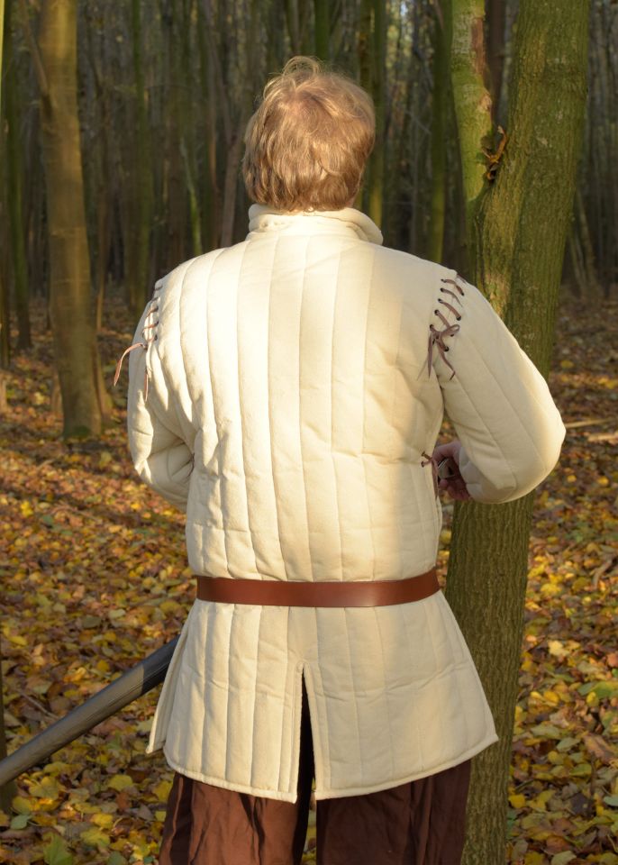 Long gambeson with detachable sleeves natural XL 4