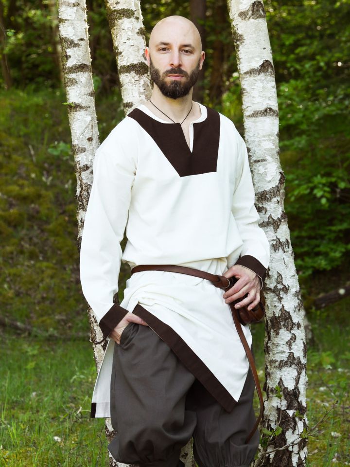 Early medieval tunic 4