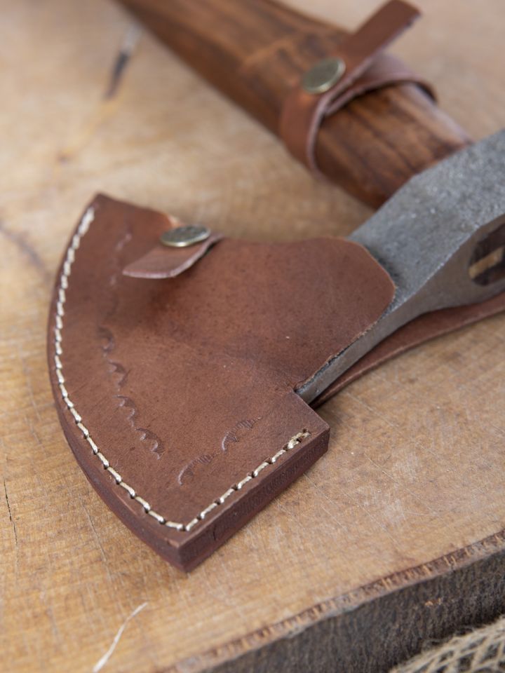 Sturdy axe with curved wooden handle 4