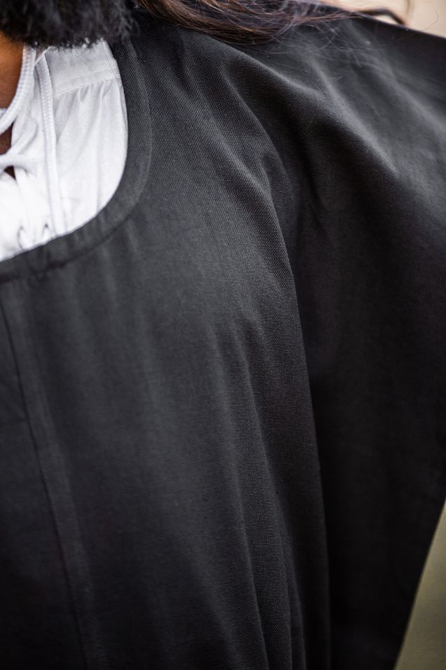 Tabard plain black 3