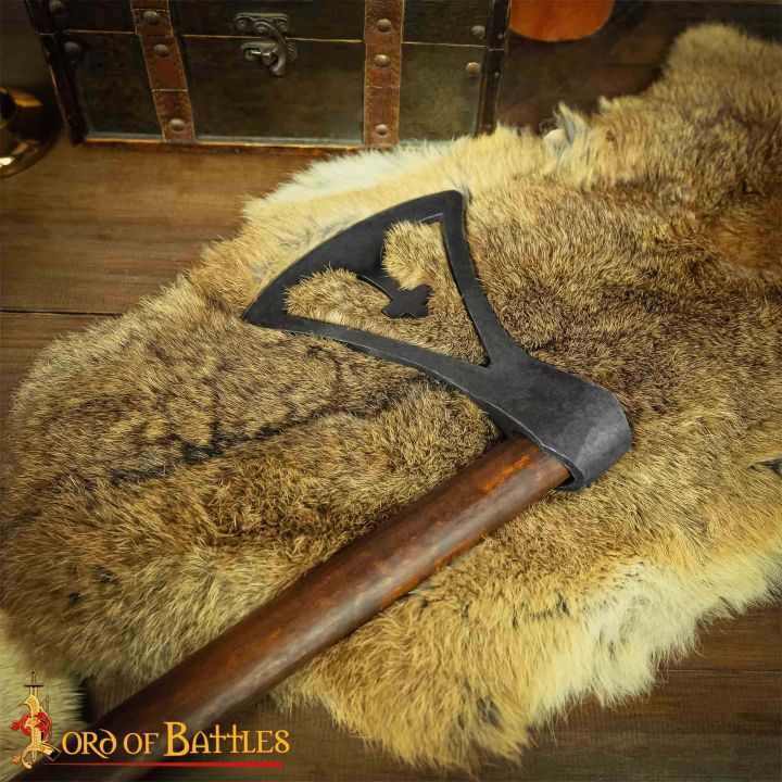 Gotland axe blade 4