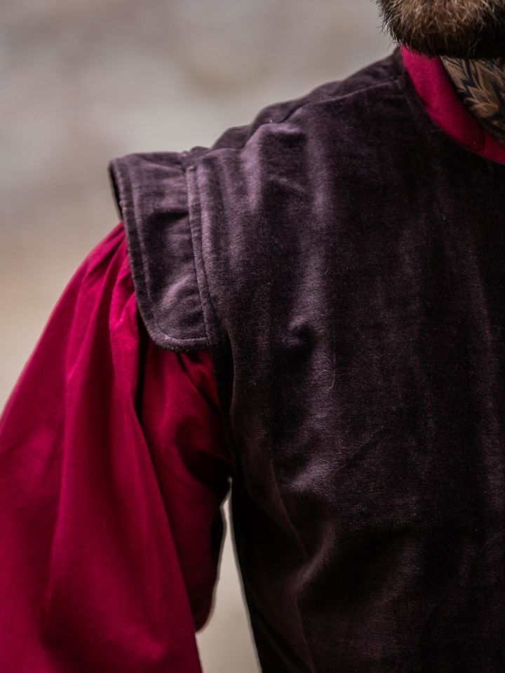 Velvet doublet 4