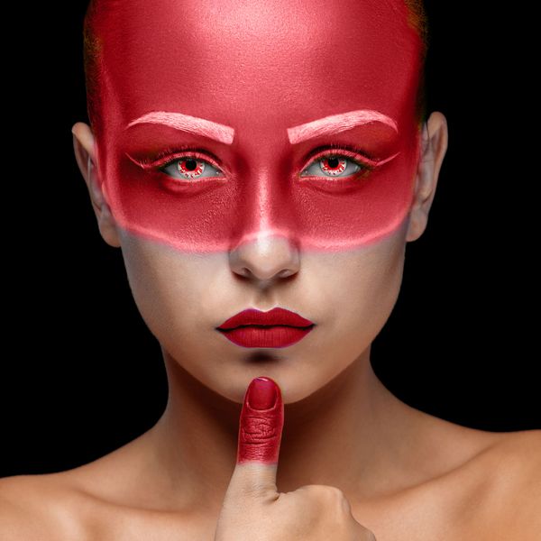 Bloody Mary contact lenses 4