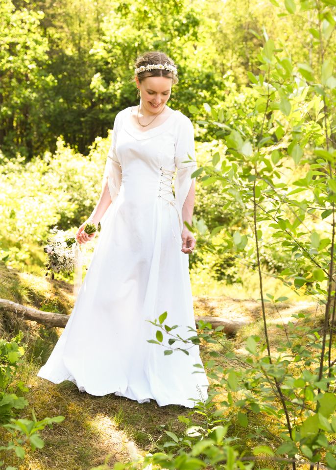 Wedding dress with corsage white/natural 4
