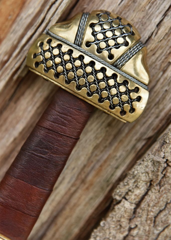 Rus-Viking sword, type Petersen E2 4