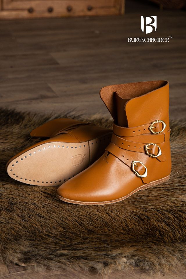 Medieval shoe Reinhardt 4