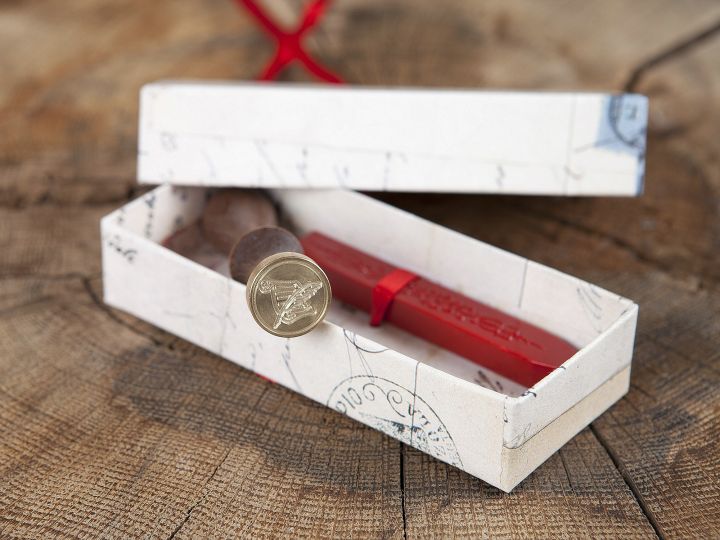 Seal with sealing wax - gift box 4