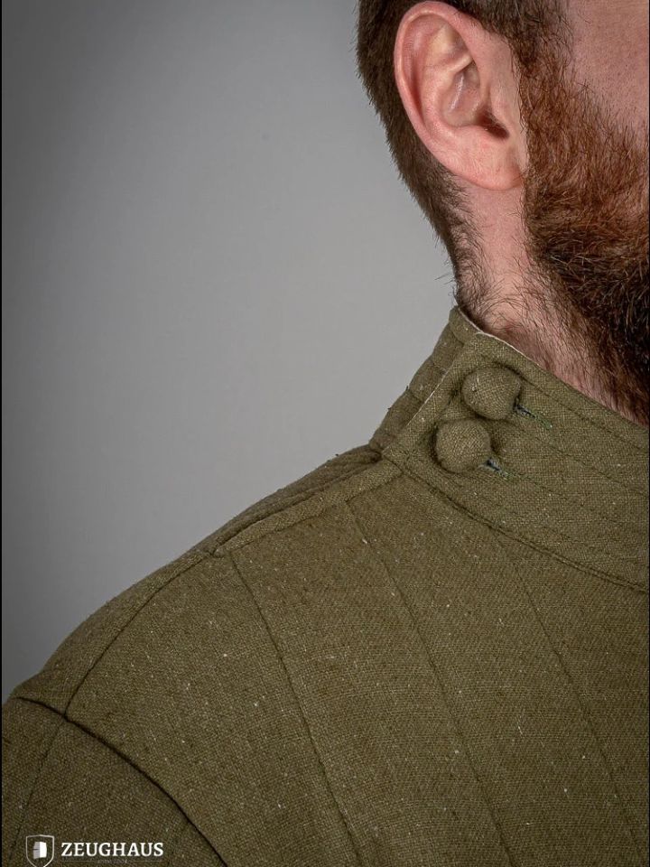 Infantry gambeson green 4