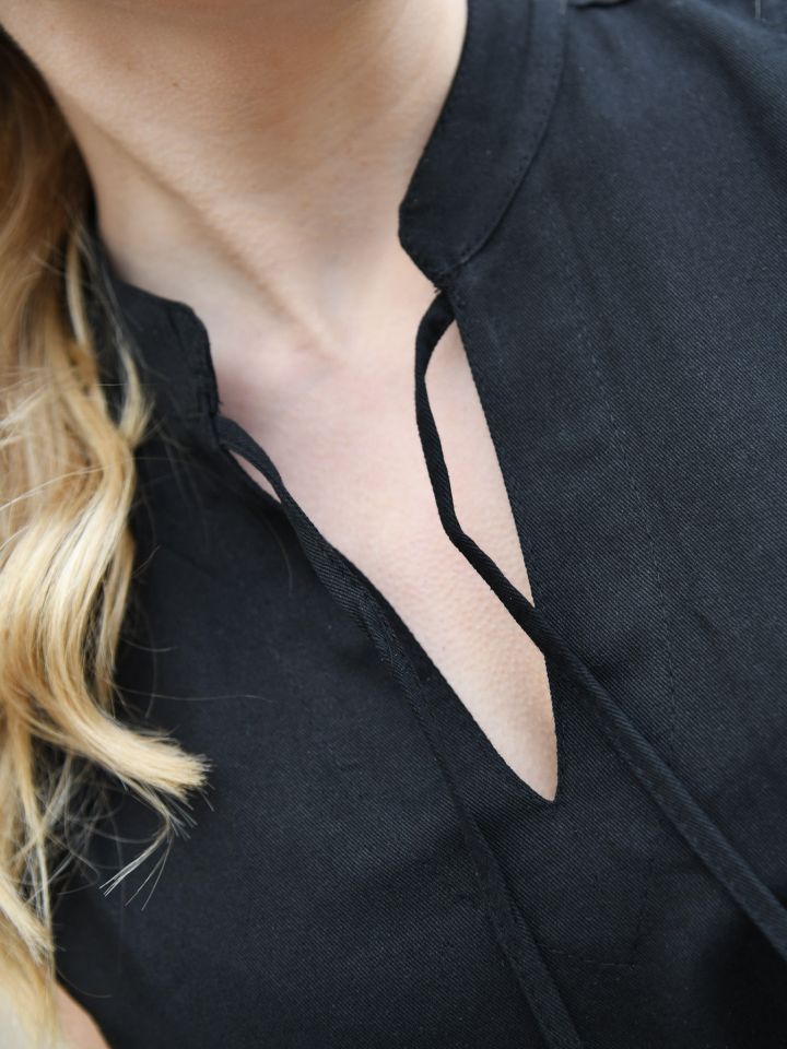Sleeveless blouse Levke black 5