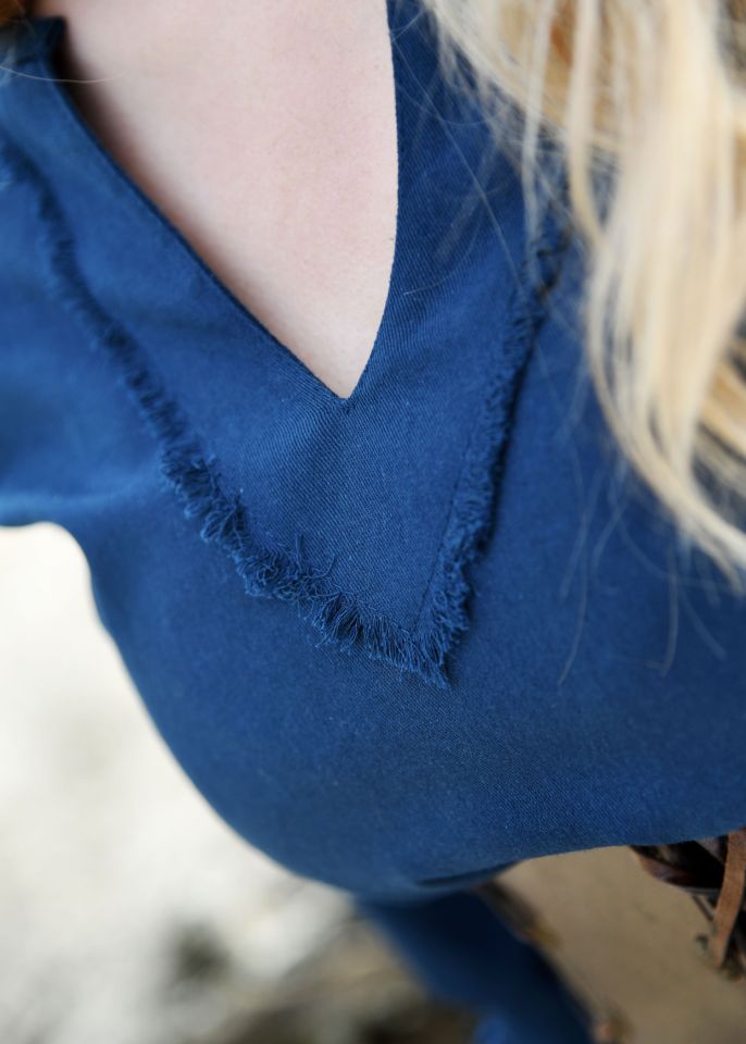 Ylva women's tunic in blue 5