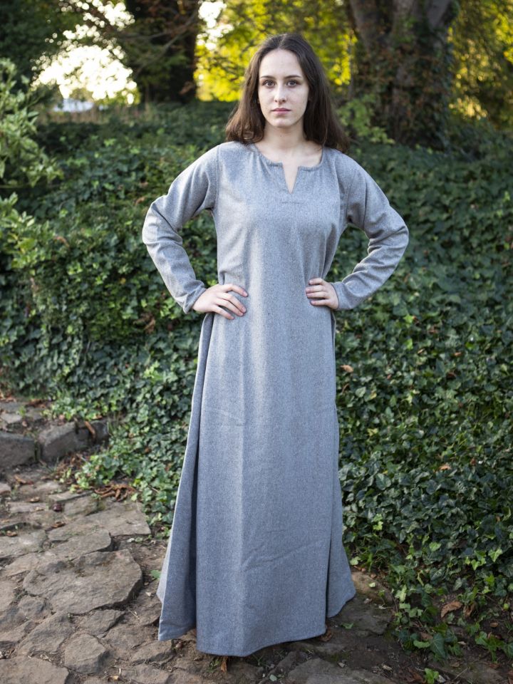 Wilma dress light gray 5