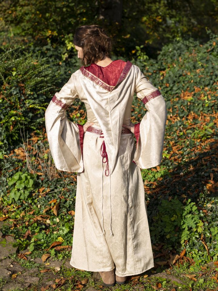 Noble hooded dress with belt bordeaux-nature 6