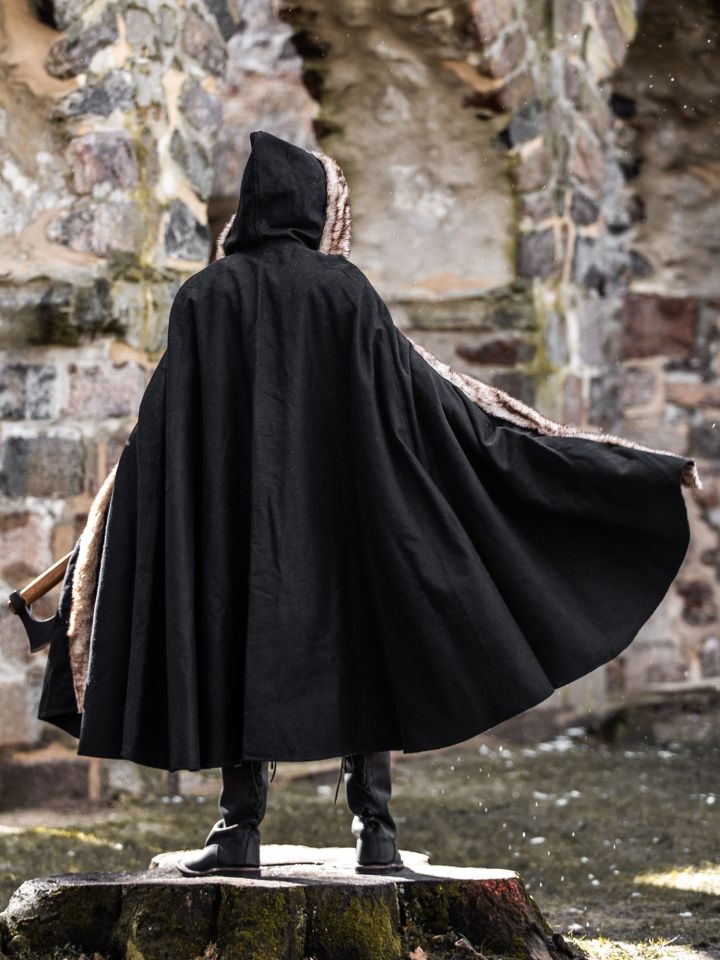 Hooded cape Fjell black 6