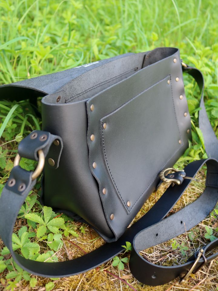 Black leather shoulder bag 6