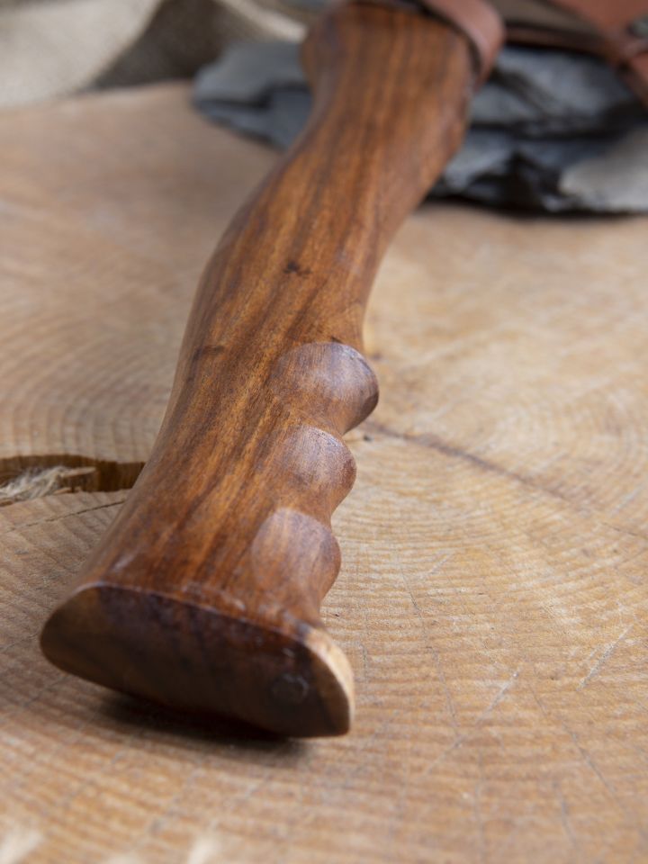 Axe with recessed grip 7