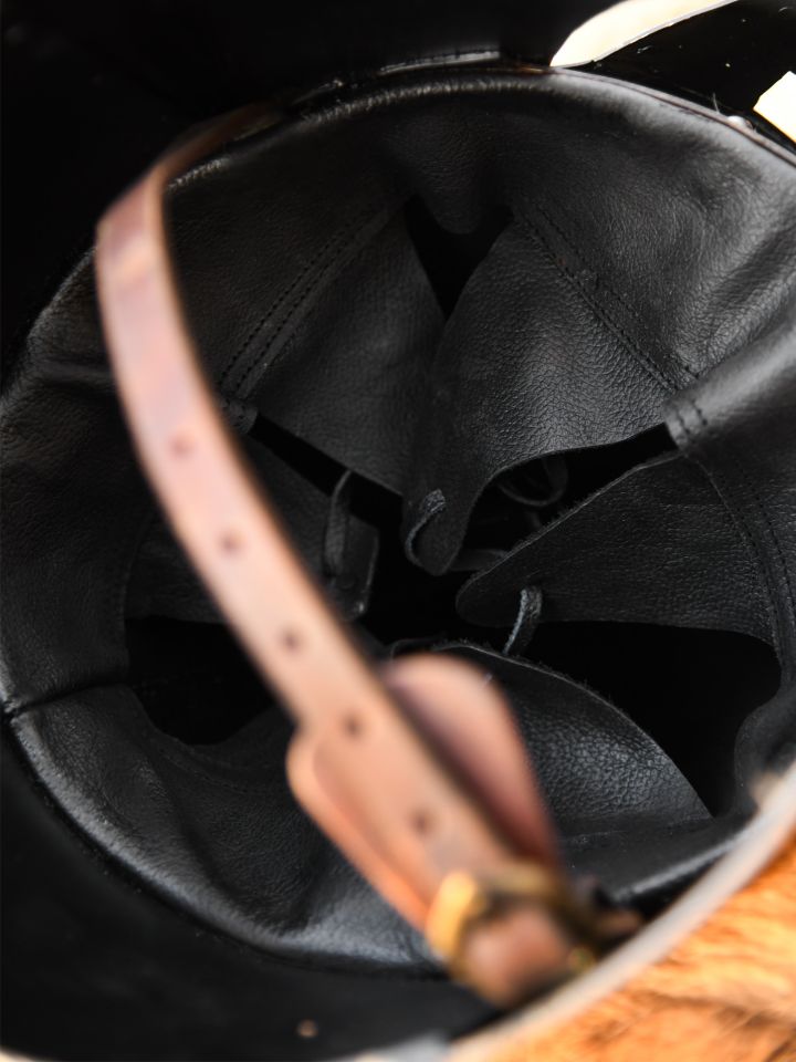Pot helmet with hinged visor polished 7