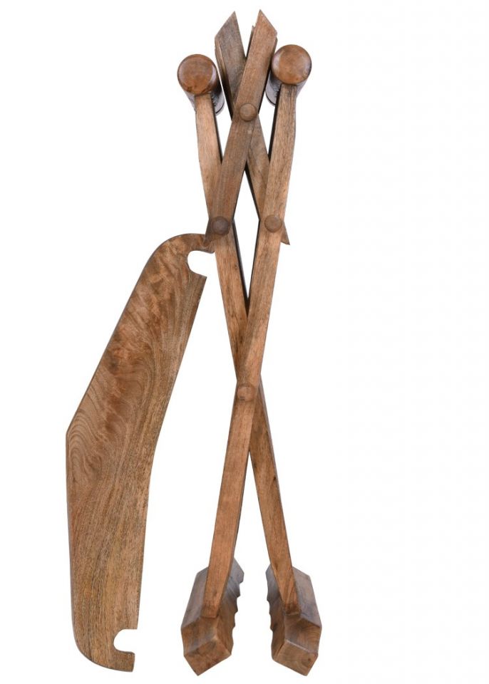 Medieval scissor chair 7
