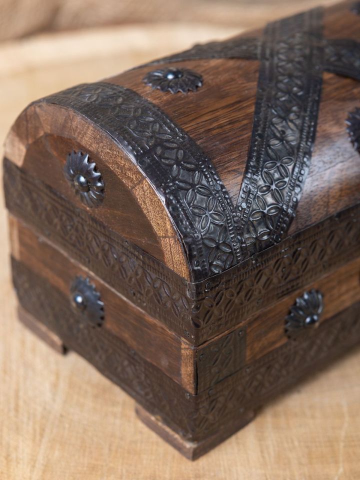 Pirate chest 9