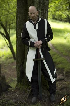 Black and white tunic S/M