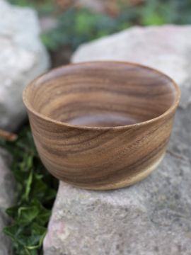 Wooden bowl made from acacia wood small